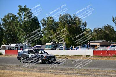 media/Sep-29-2024-24 Hours of Lemons (Sun) [[6a7c256ce3]]/StartFinish (245p-330p)/